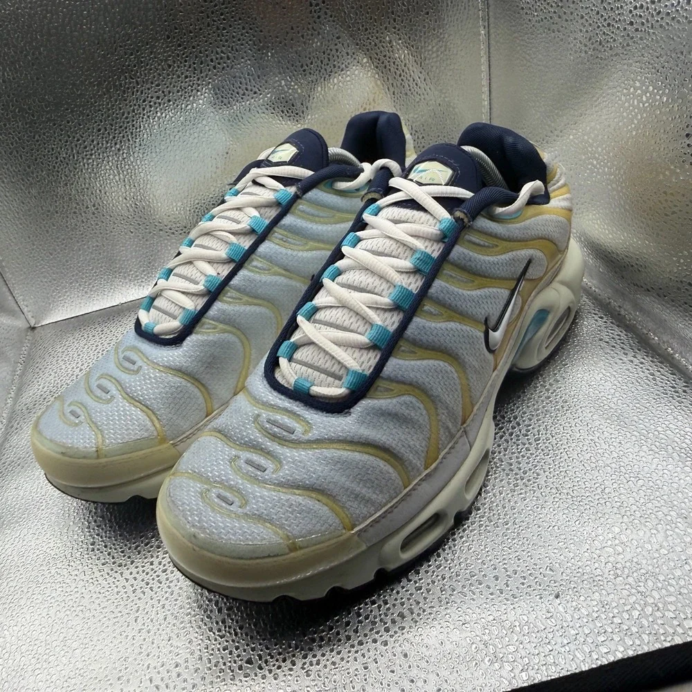 Size 11 Nike Air Max Plus Psychic Blue White Mens Athletic Sneakers CZ1651-400
